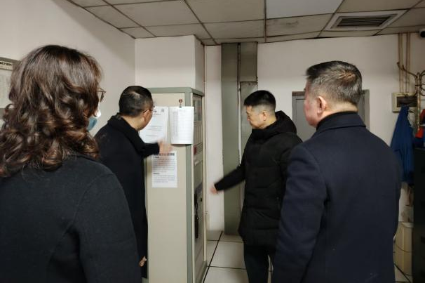 省尊龙凯时集团党委书记、董事长游勇检查督导春节安全生产并看望慰问干部员工